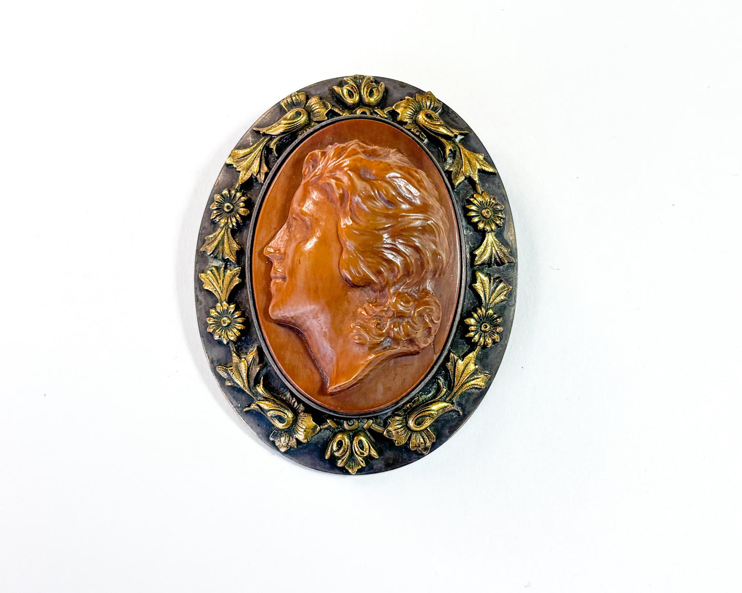 1930s Carved Stone Cameo Brooch Pendant with Floral Silver Frame
