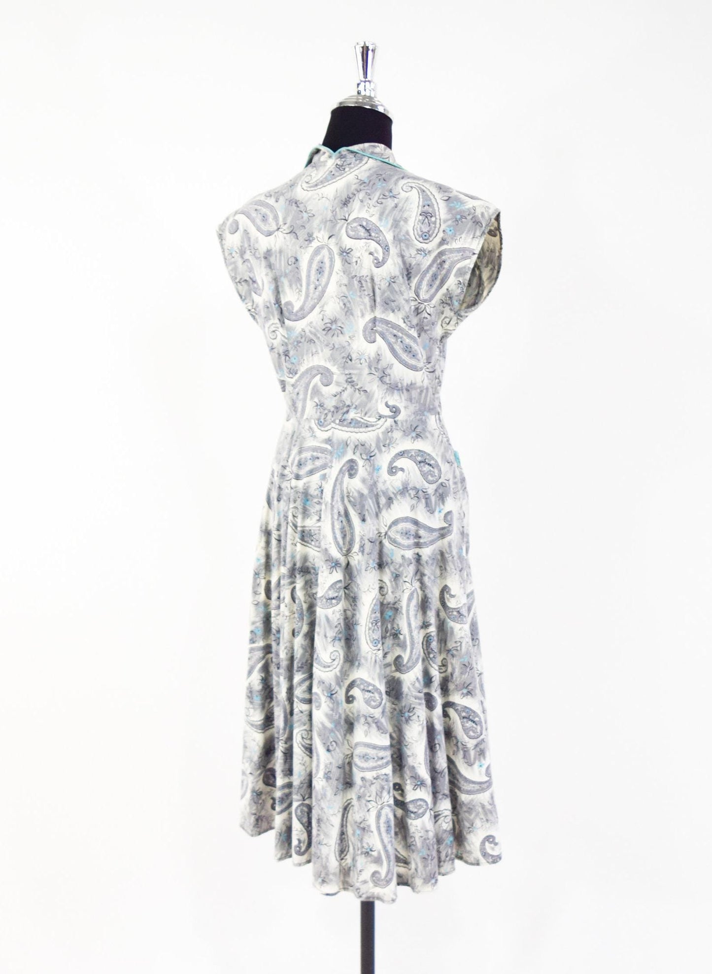 Vintage 1950s Paisley Print Dress, Turquoise Accents, Full Skirt, Size Medium