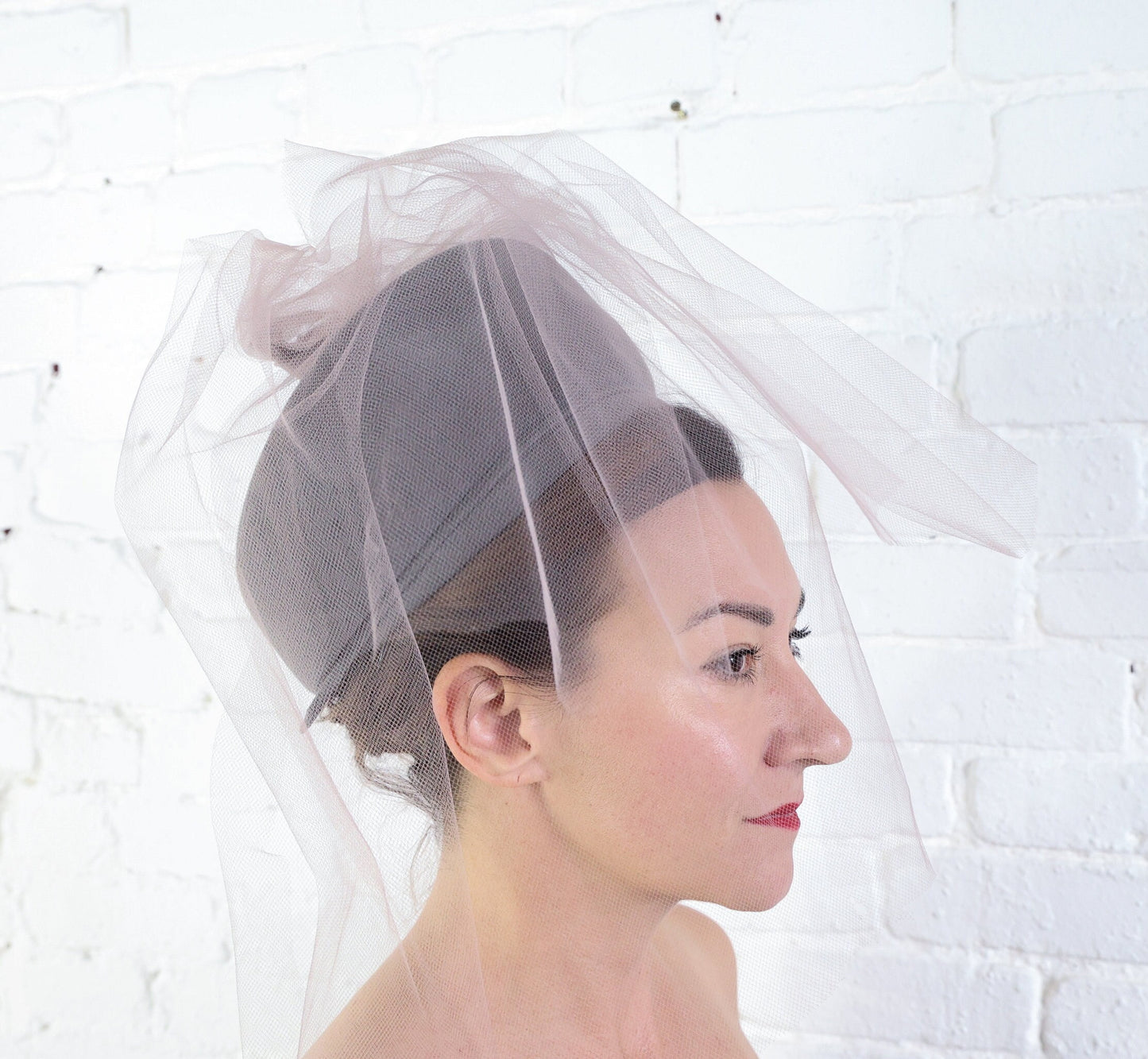 1960s Gray Wool Hat with Lavender Tulle Veil