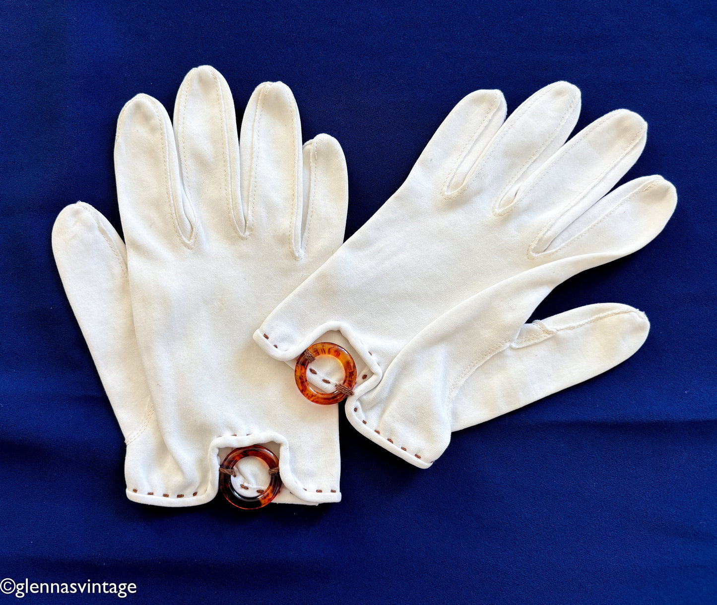 1950s Creme Cotton Gloves, Medium