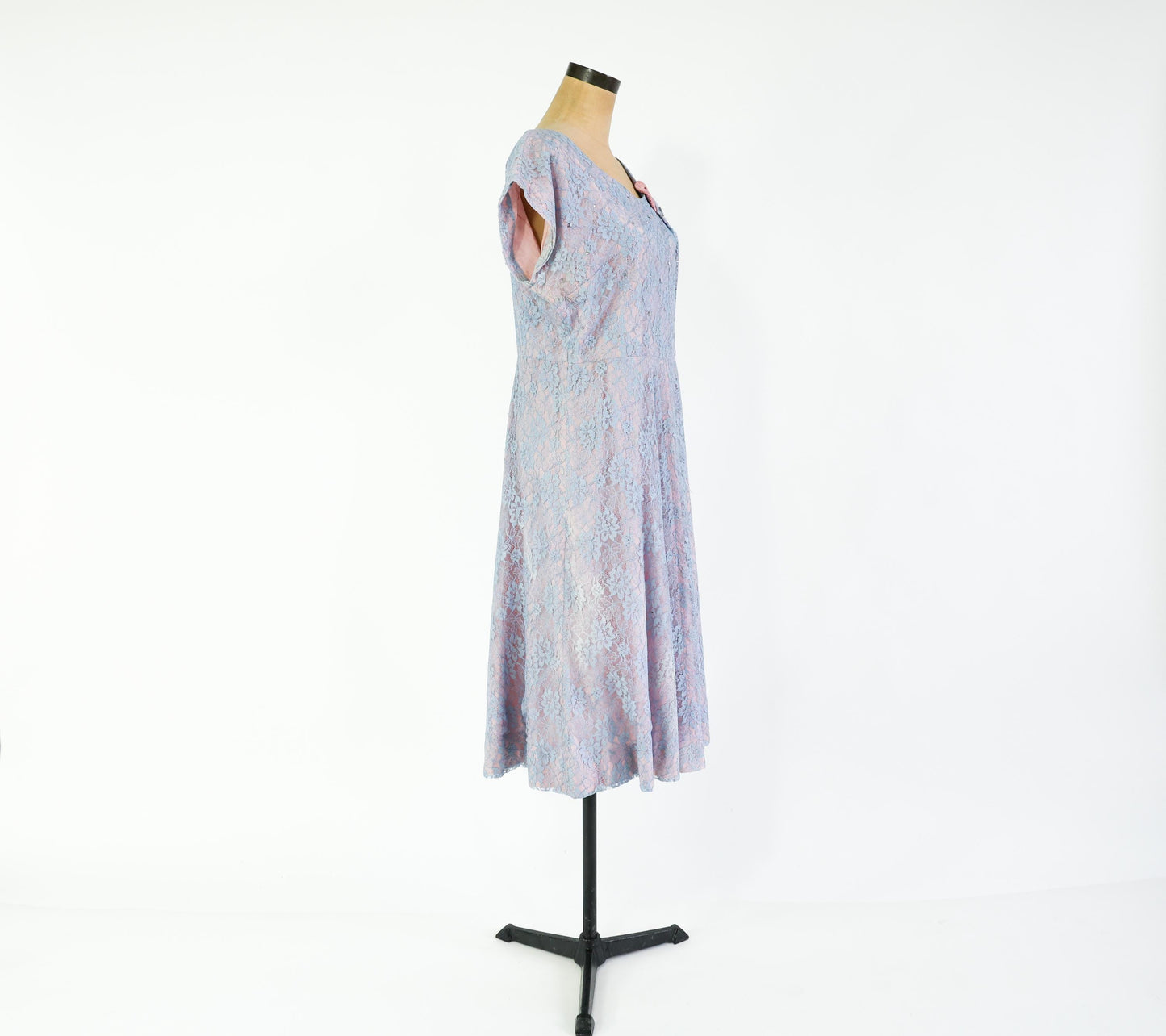 1940s Lavender & Blue Lace Cocktail Dress, 34" Waist