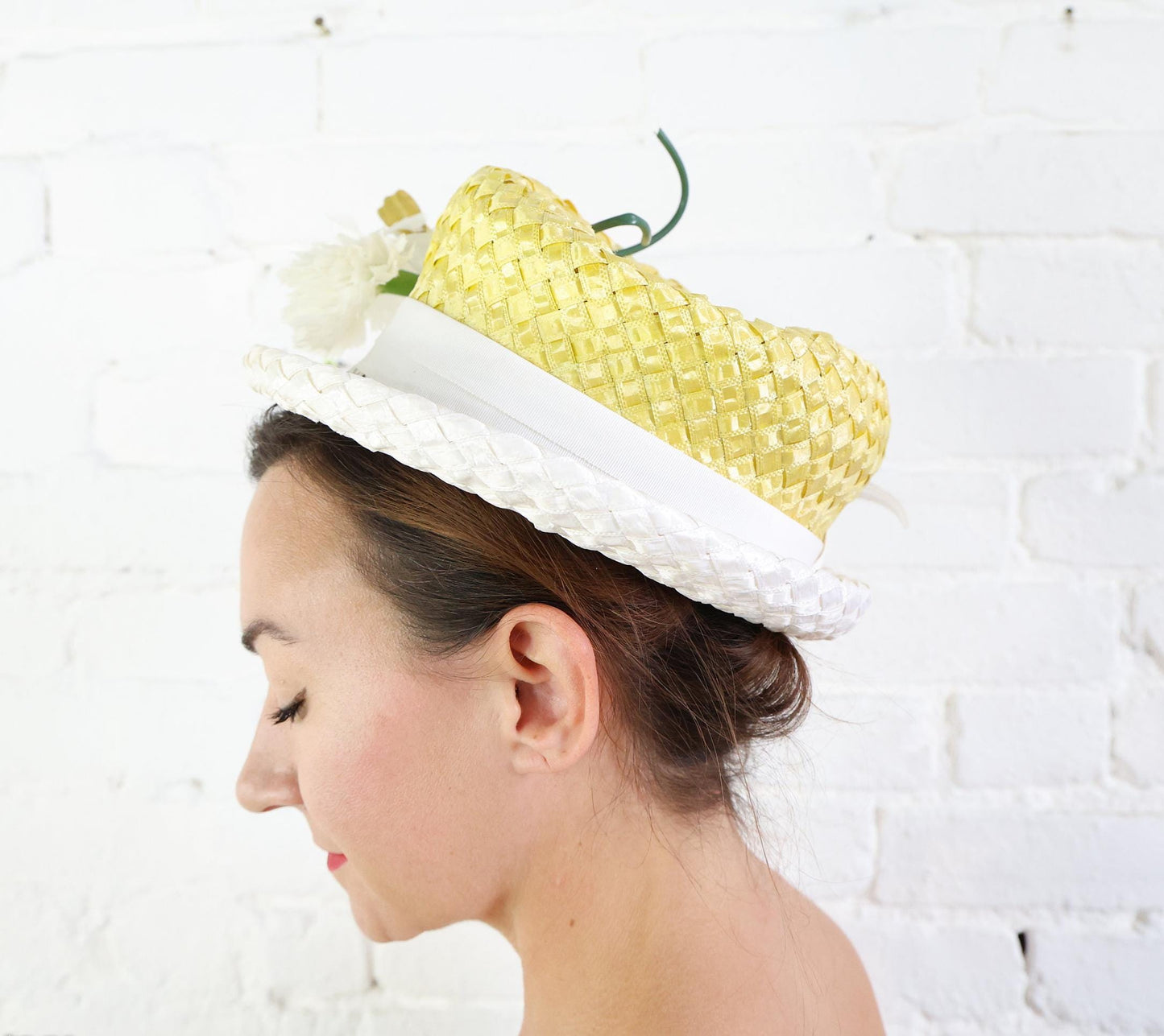 1960s Yellow & White Woven Raffia Straw Hat