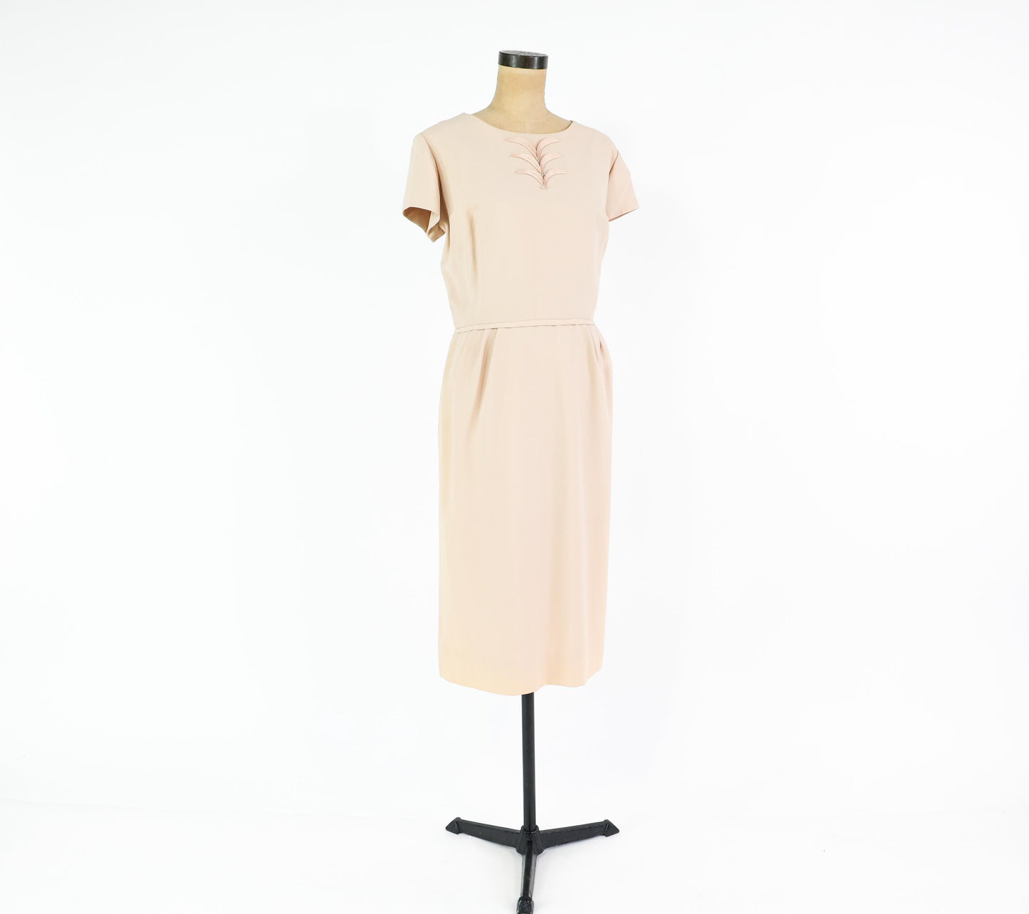 1950s Vintage Beige Sheath Dress, 32" Waist