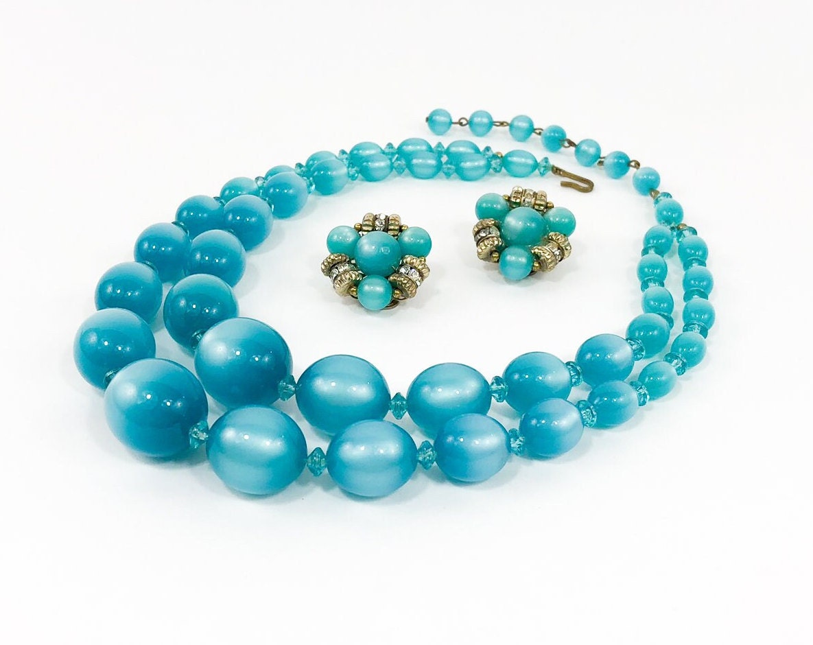 1960s Turquoise Blue Bead Necklace and Clip Earring Set