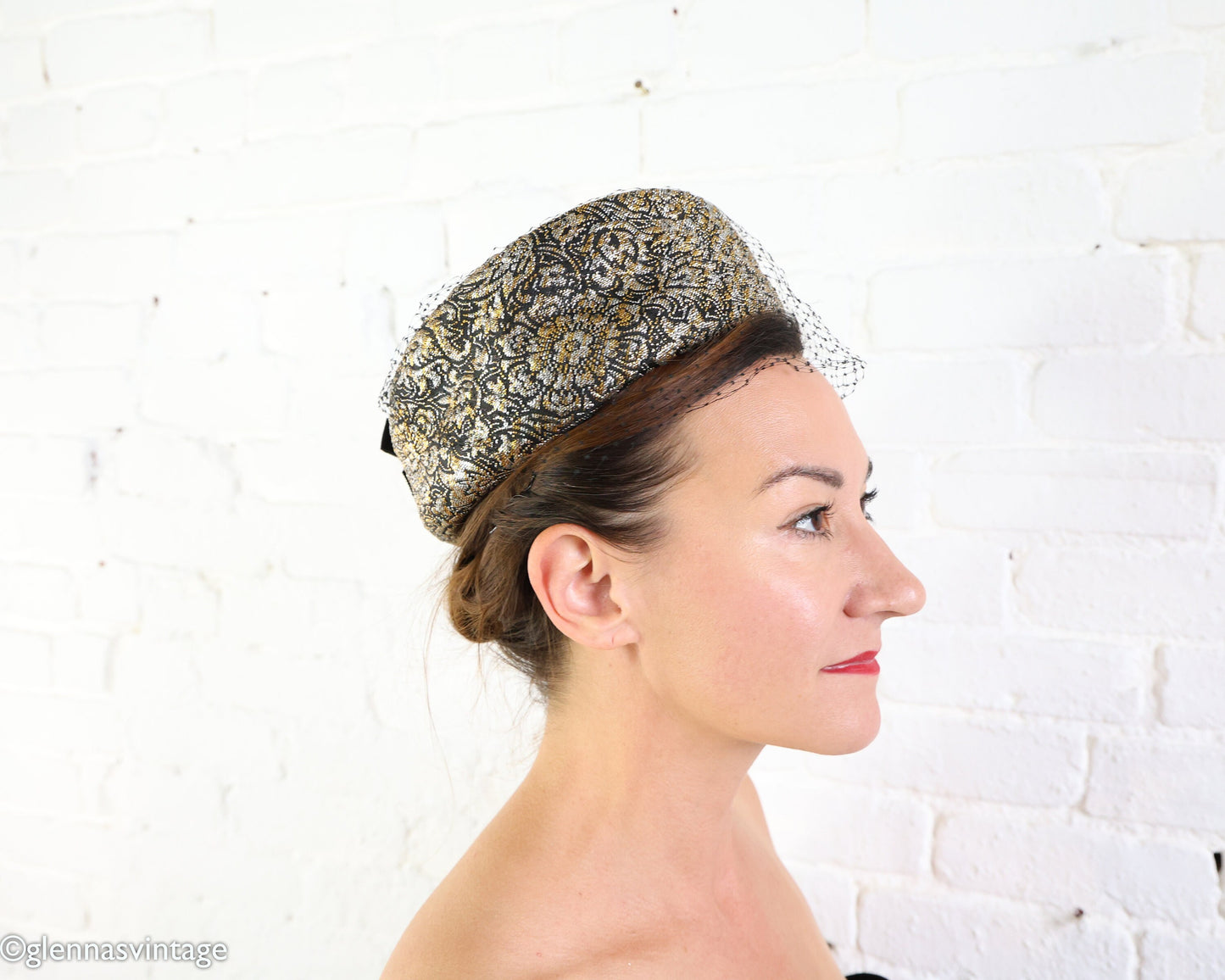 1960s Black & Gold Metallic Pillbox Hat