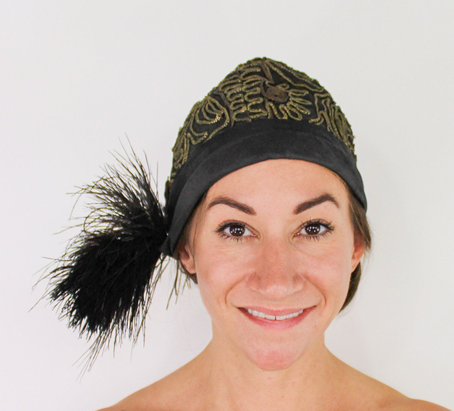 1920s Black Silk Flapper Cloche Hat with Ostrich Feather