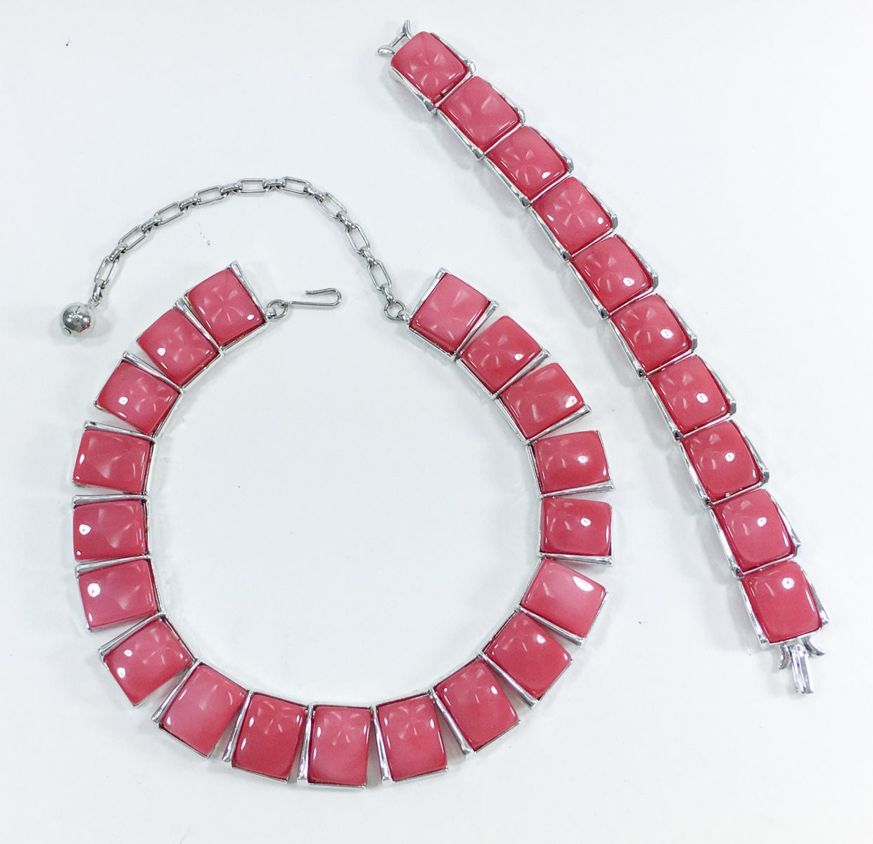 1950s Red Plastic Choker Bracelet Set | Mid Century Jewelry