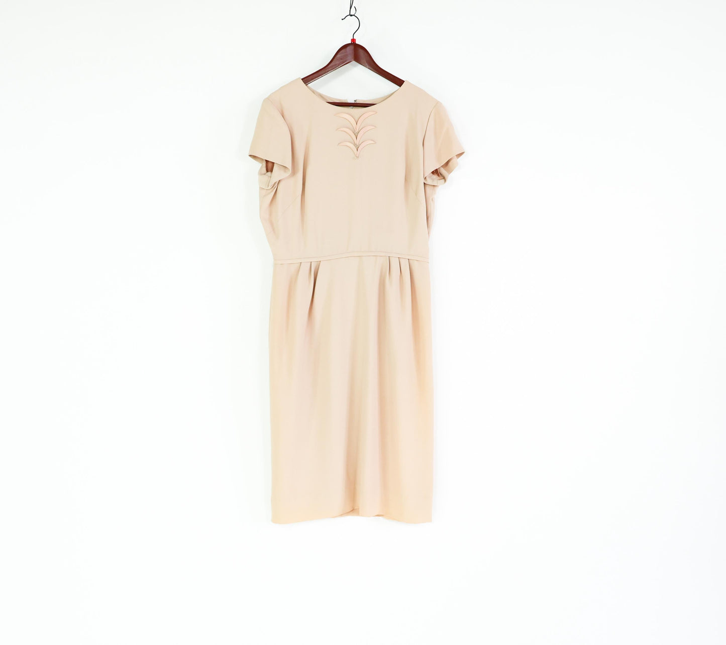 1950s Vintage Beige Sheath Dress, 32" Waist