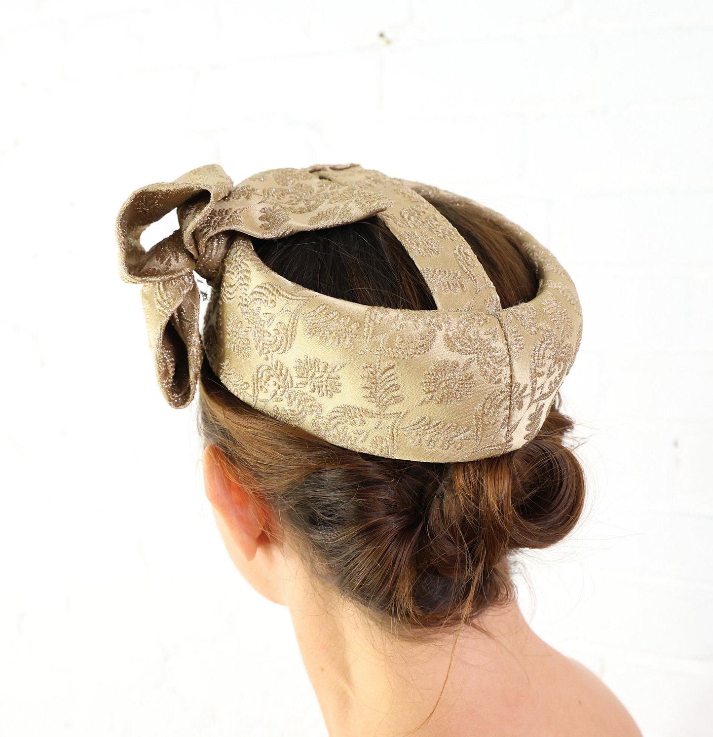 1950s Beige Brocade Ring Fascinator, Cocktail Hat