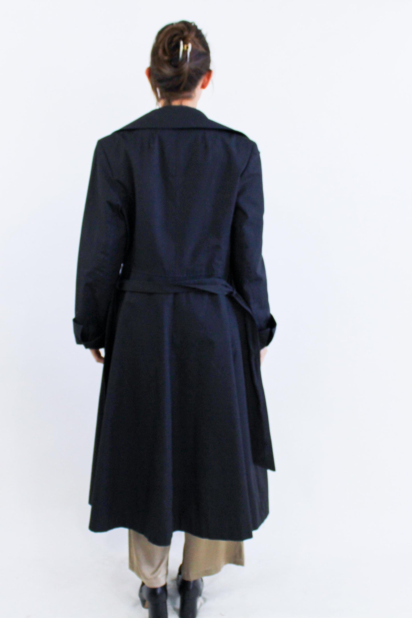 Diane von Furstenberg | 1980s Black Trench Coat l 80s Black Wrap Trench Coat | Diane von Furstenberg | Medium