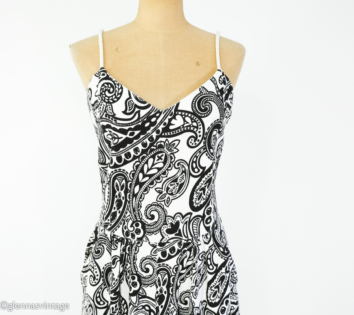 1990s Black & White Paisley Cotton Sundress | Adrienne Vittadini, Medium
