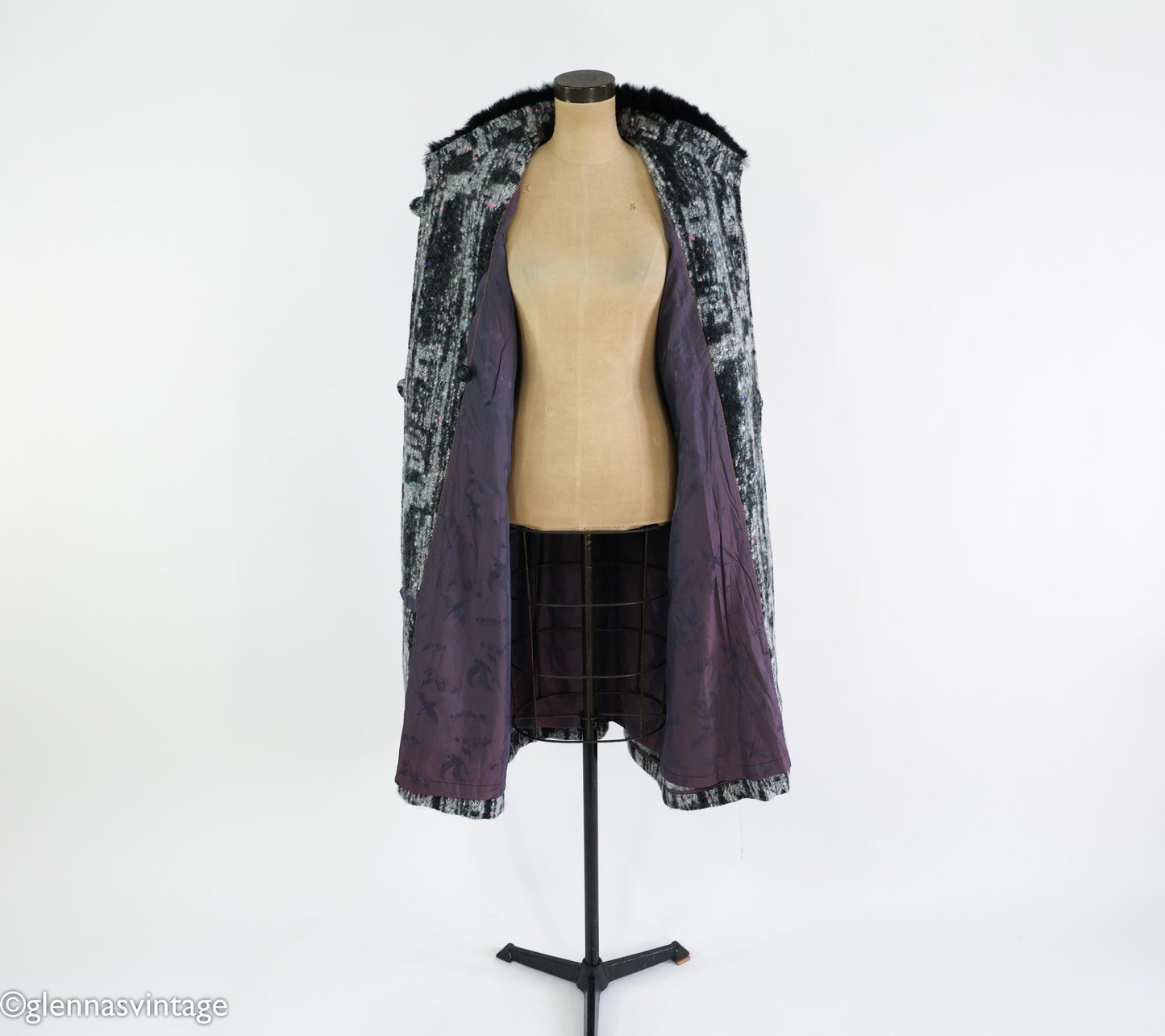 1980s Gray Wool Winter Coat with Fur Trim, Extra Large, 46" Bust