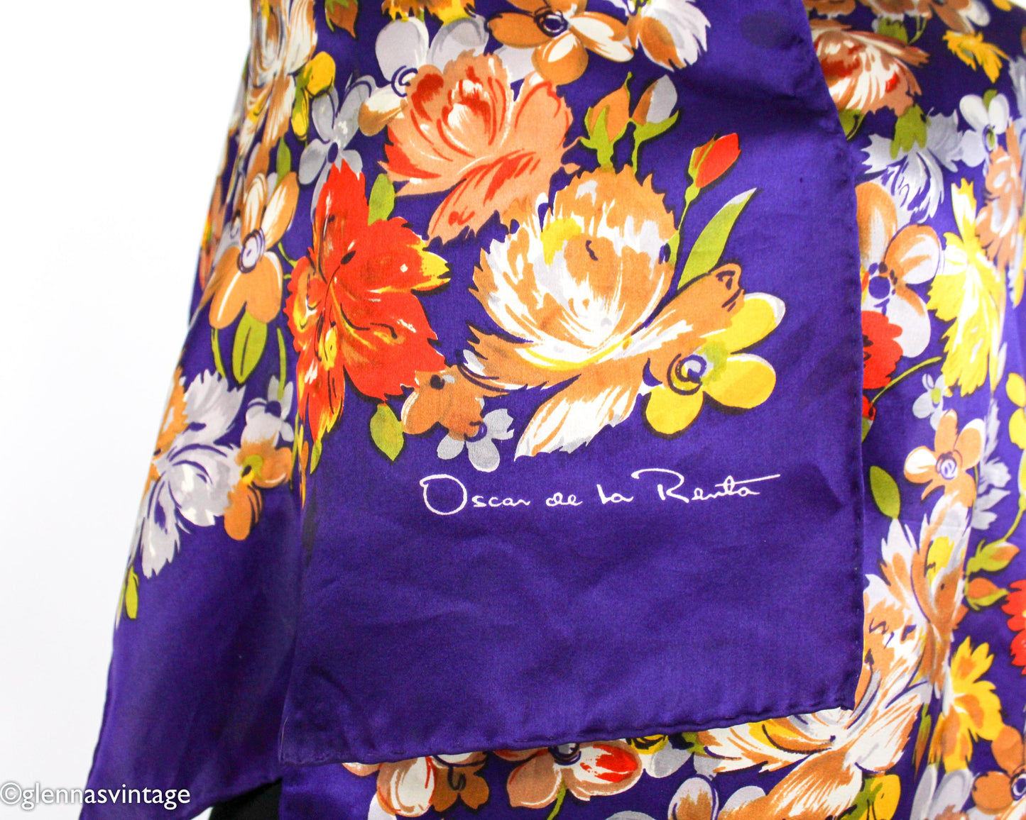 1980s Oscar de la Renta Purple Floral Silk Scarf