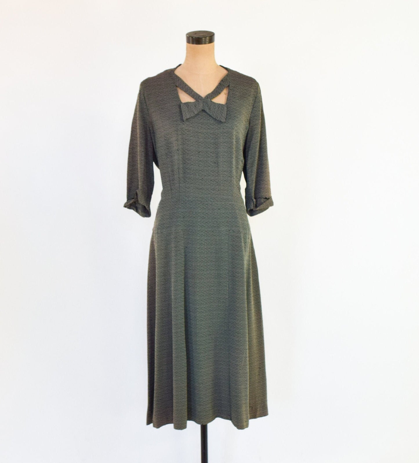 1940s Olive Green Crepe Dress, XXL, 38" Waist