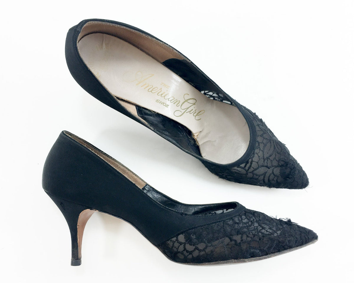1960s Black Lace Heels Pointed Toe Shoe, US 9, 39