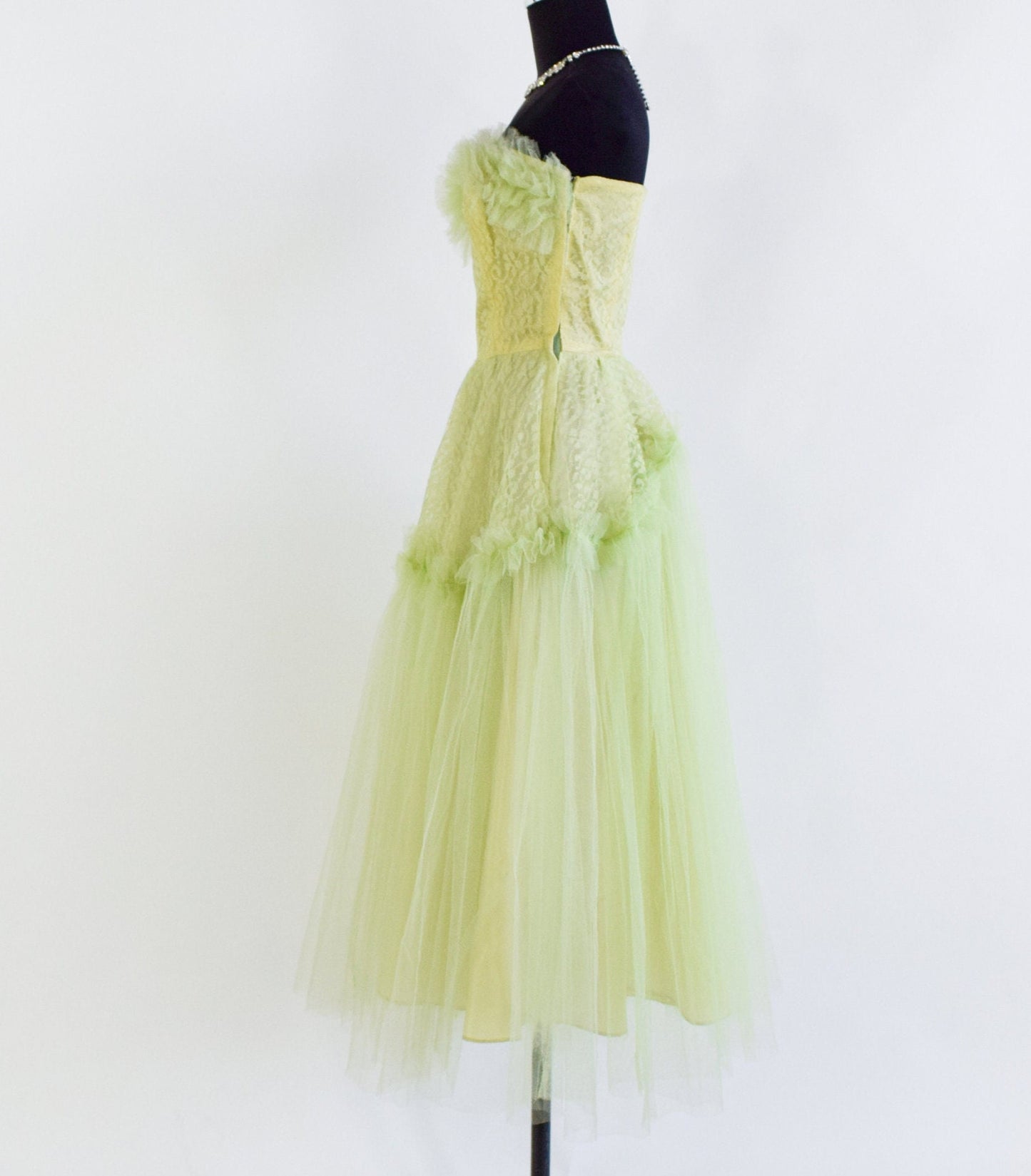 1940s Citron Green Lace  & Tulle Strapless Evening Dress | 40s Chartreuse Cupcake Dress | Green Lace Prom Dress | Small