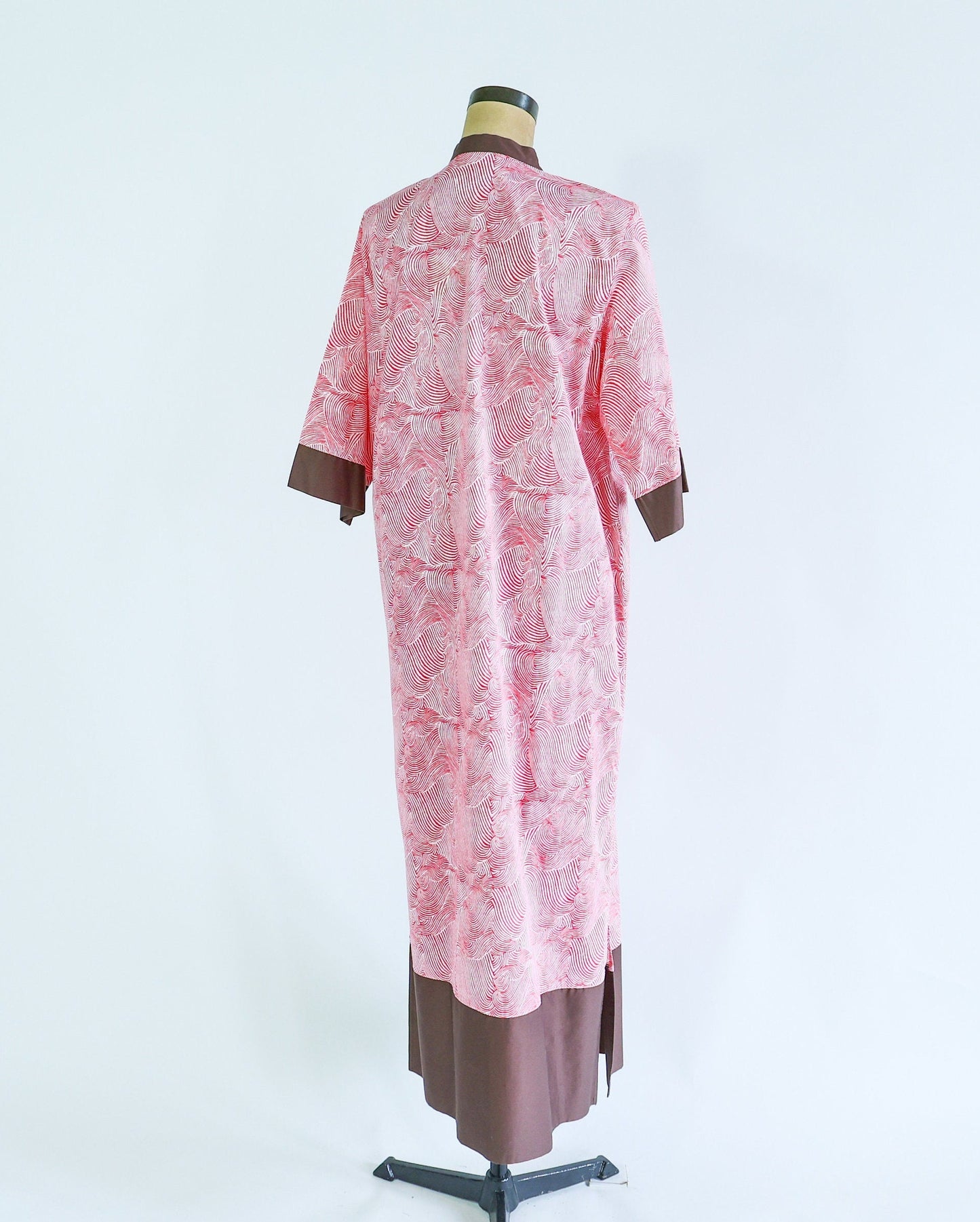 1980s Pink Cotton Caftan | 80s Pink Abstract Hostess Dress | Dressing Gown | I Magnin | Medium