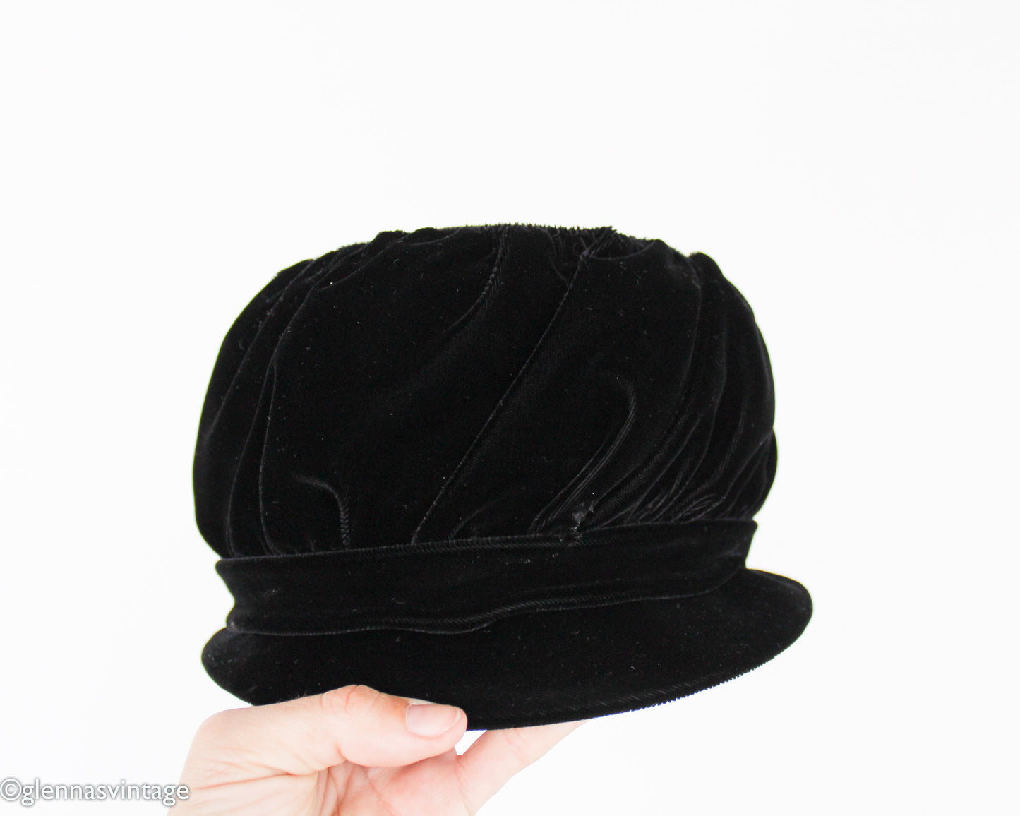 1960s Black Velvet Bubble Hat