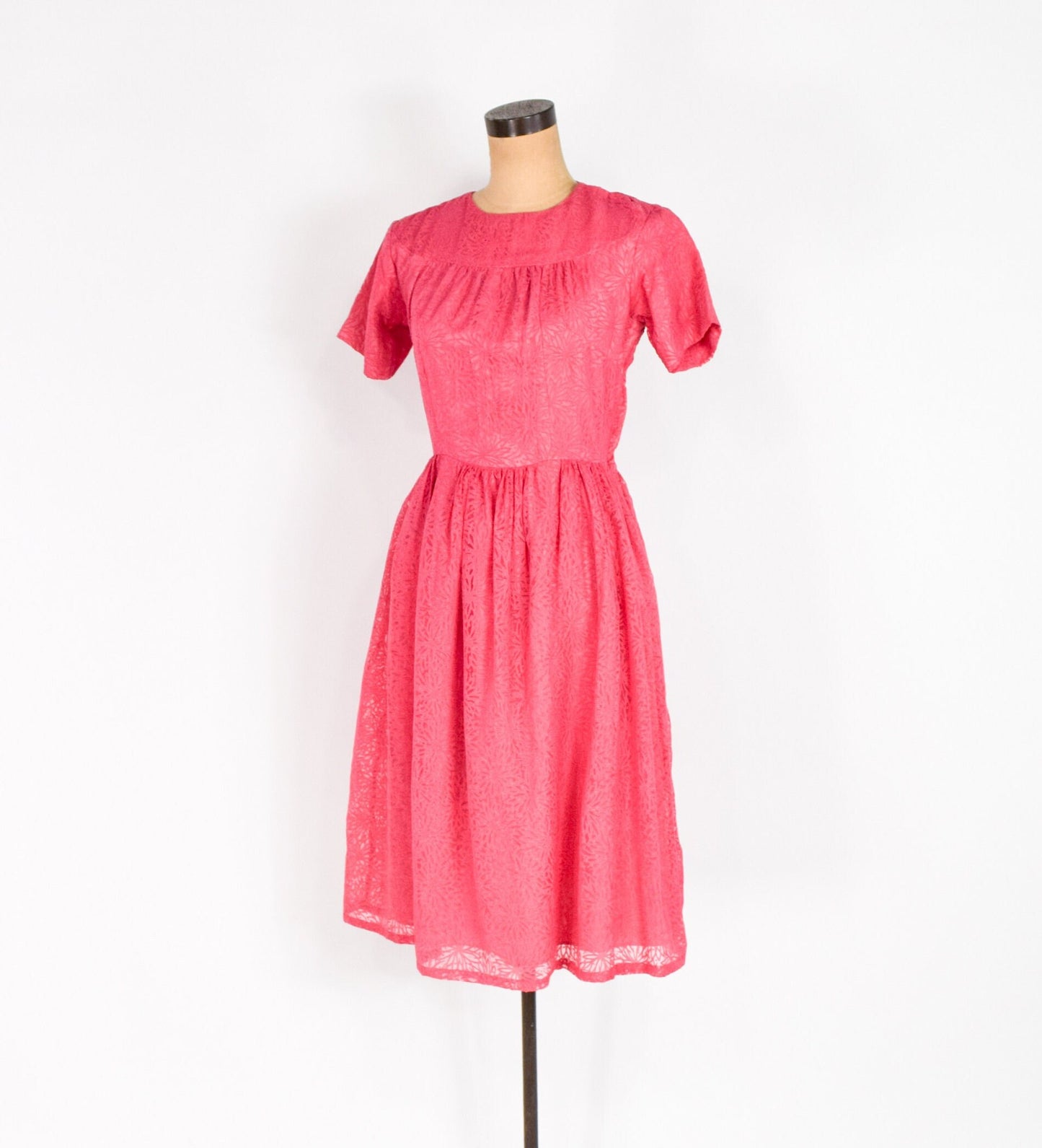 1950s Pink Chiffon Dress in Floral Burnout Fabric, Small