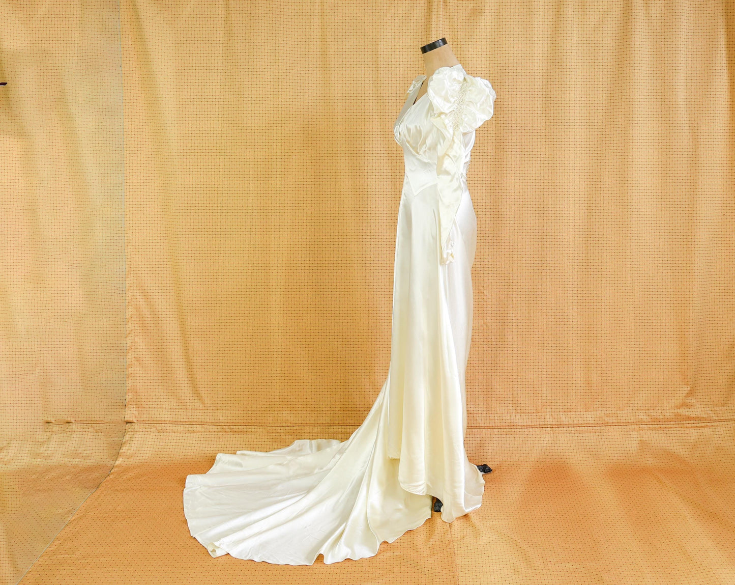 1930s Ivory Satin Long Wedding Dress with Heart Sleeves, Extra Small