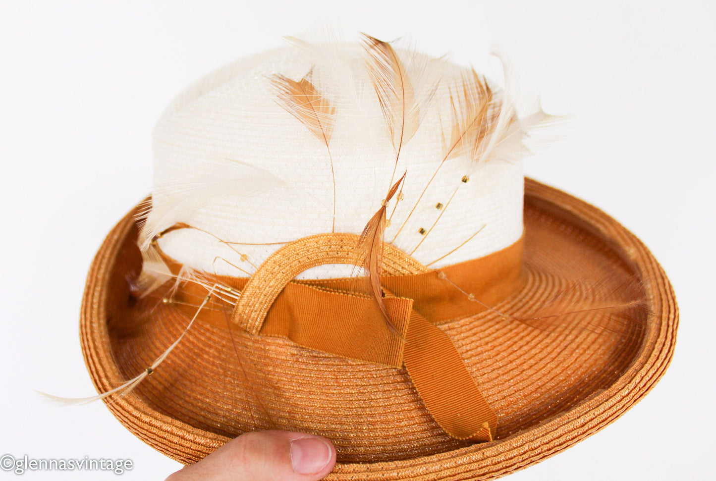 1970s Creme & Tan Woven Hat | Raffia Hat