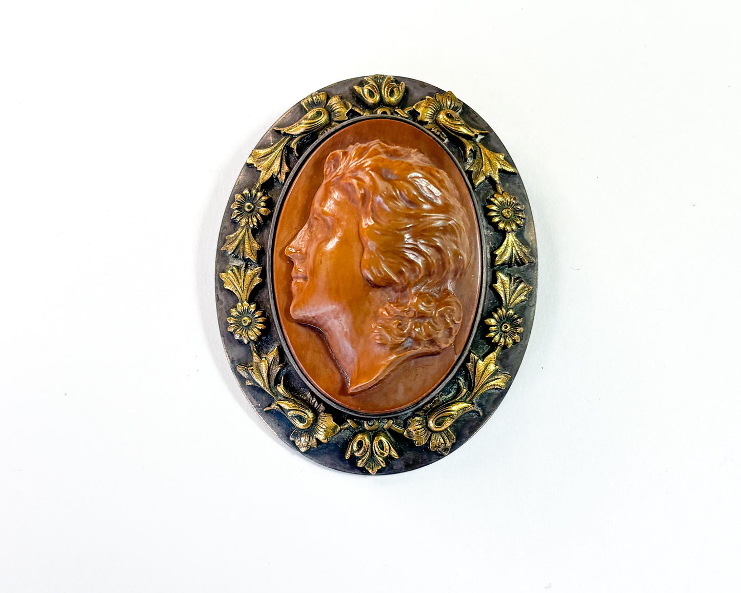 1930s Carved Stone Cameo Brooch Pendant with Floral Silver Frame