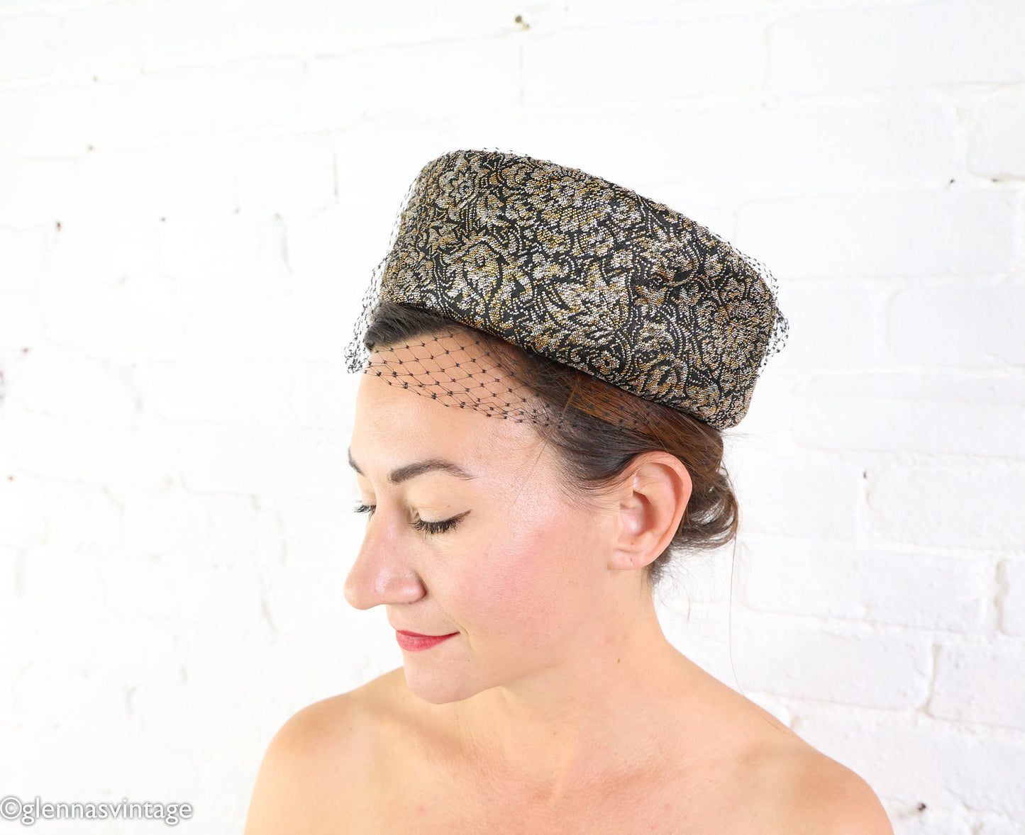1960s Black & Gold Metallic Pillbox Hat