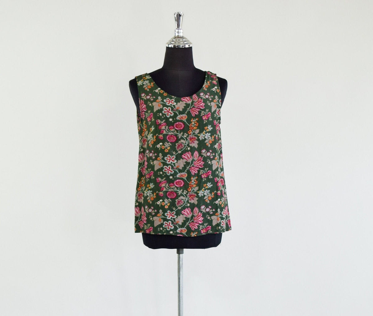 1990s Giorgio Armani Green Floral Pants & Top Set, Small