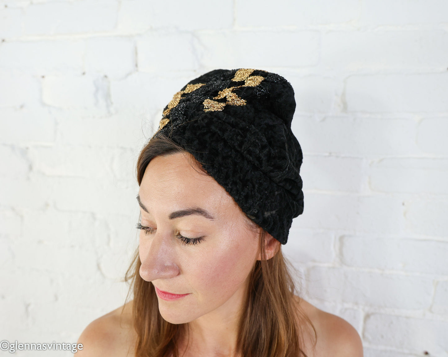 1940s Black & Gold Turban Hat