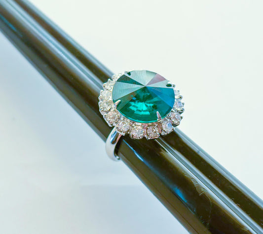 1950s Green Cocktail Ring, Vintage Adjustable Rhinestone Ring