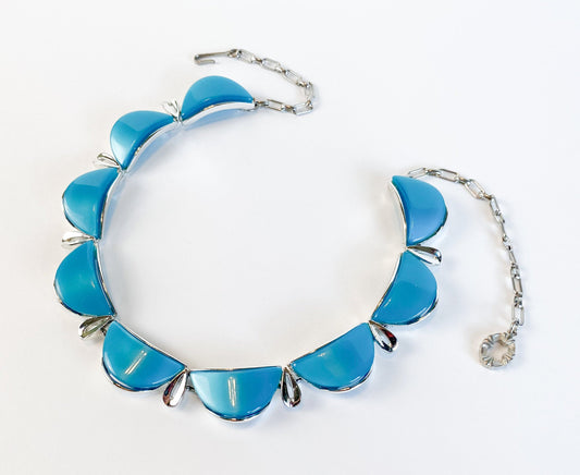 1960s Blue Lucite Necklace | 60s Blue Plastic Necklace | STAR