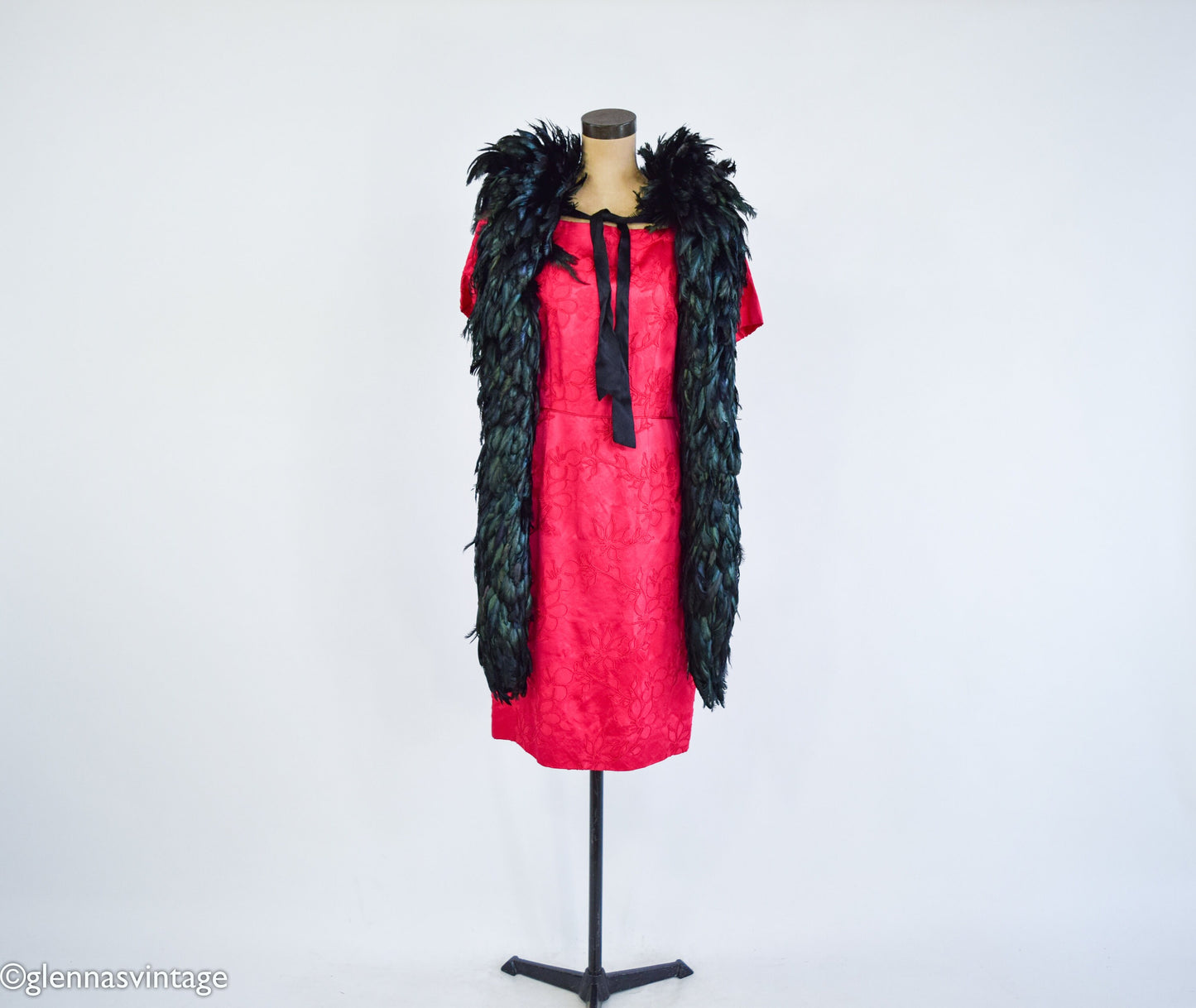 1900s Iridescent Black Feather Boa with Silk Backing and Ties, Edwardian Era Scarf