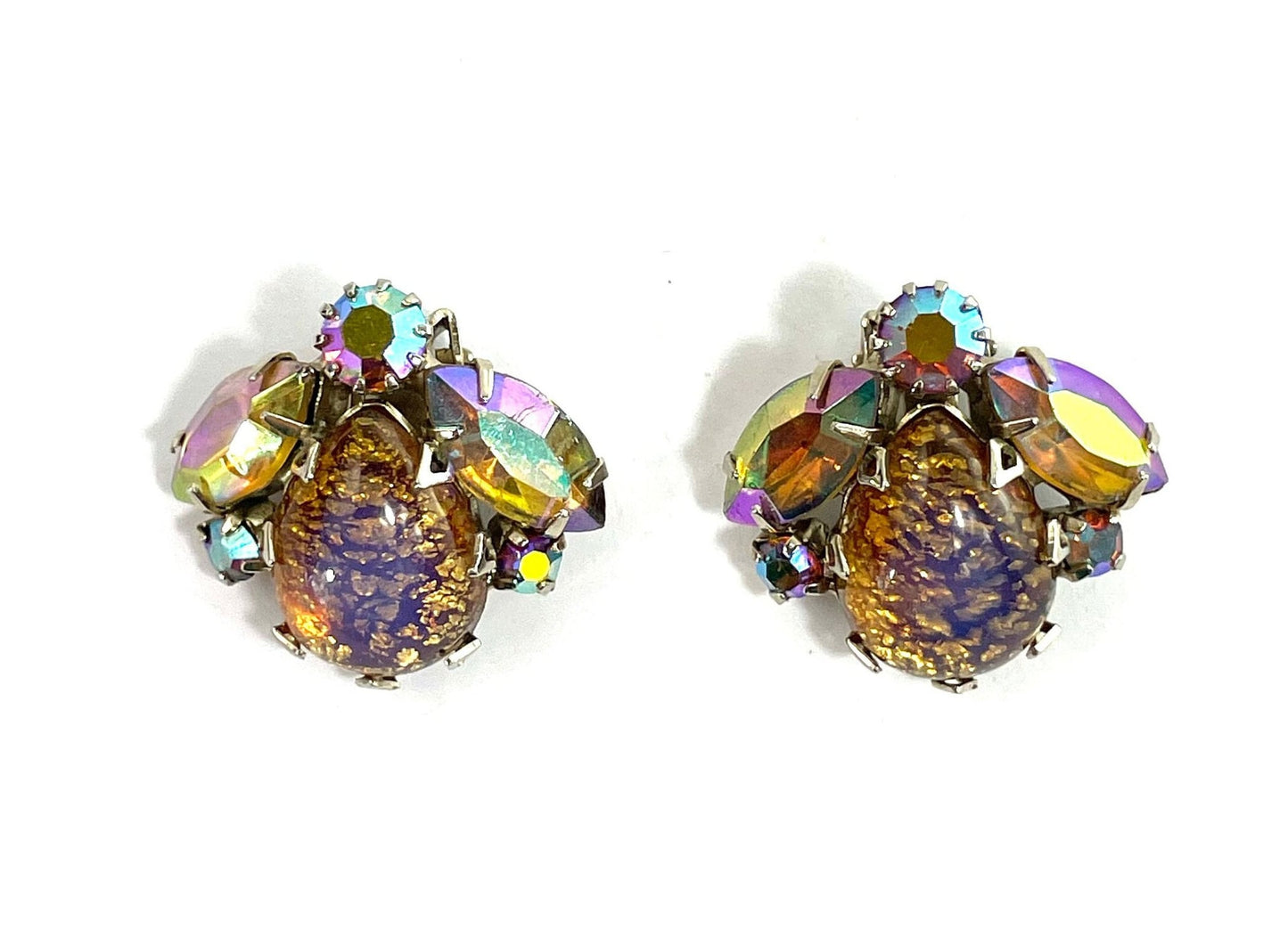 1950s Gold Glass Earrings | 50s Handset Rhinestone Foiled Glass Clip On Earrings