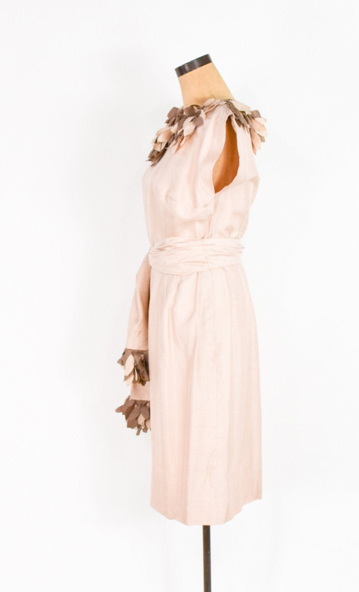 1950s Flutter Collar Creme Silk Sheath Dress, Medium