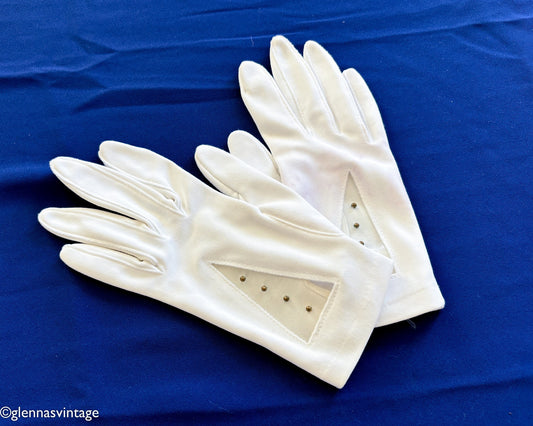 1950s Short White Gloves