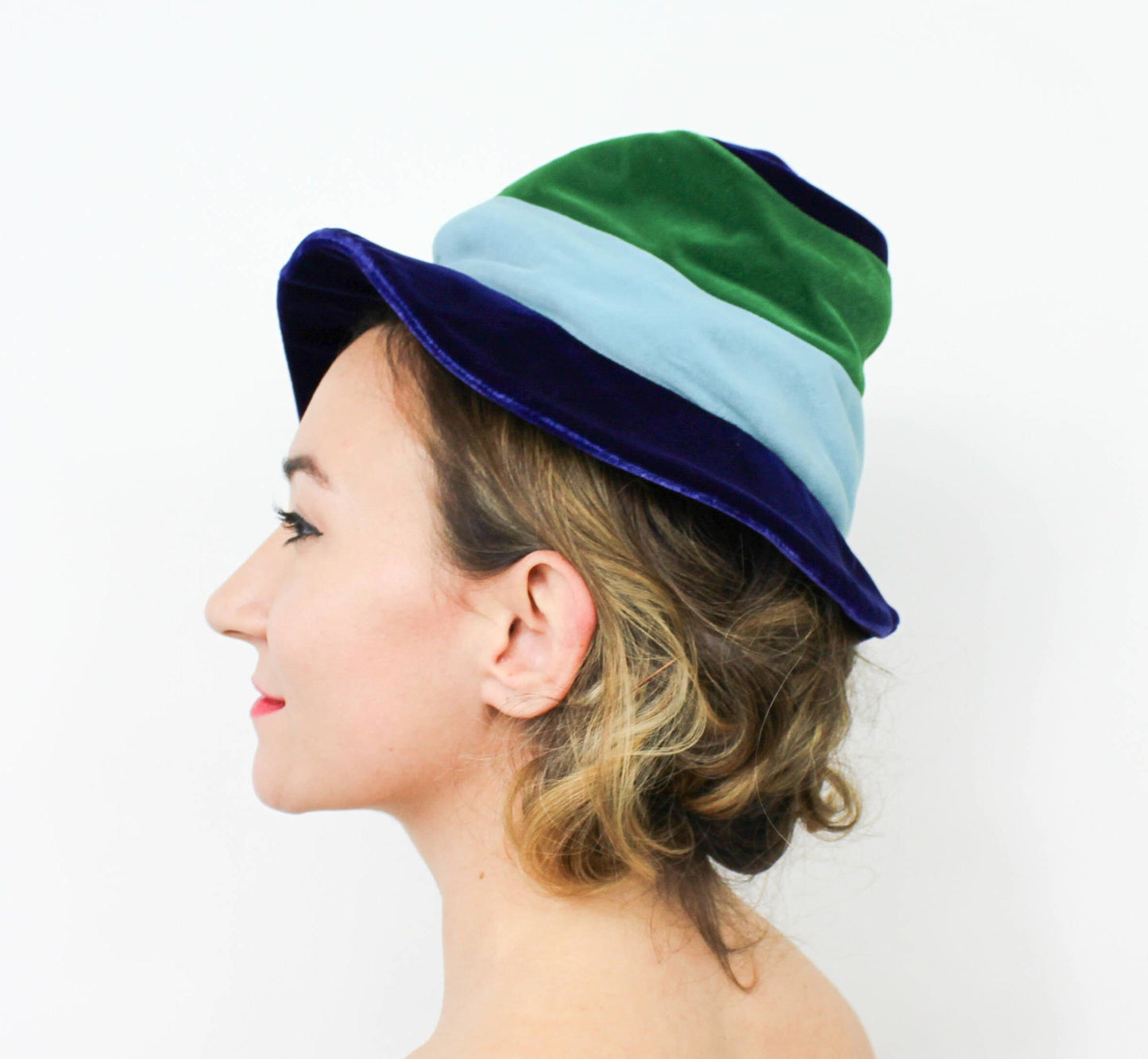 Dachettes | 1960s Blue Velvet Slouch Hat | 60s Blue & Green Striped Hat | Dachettes