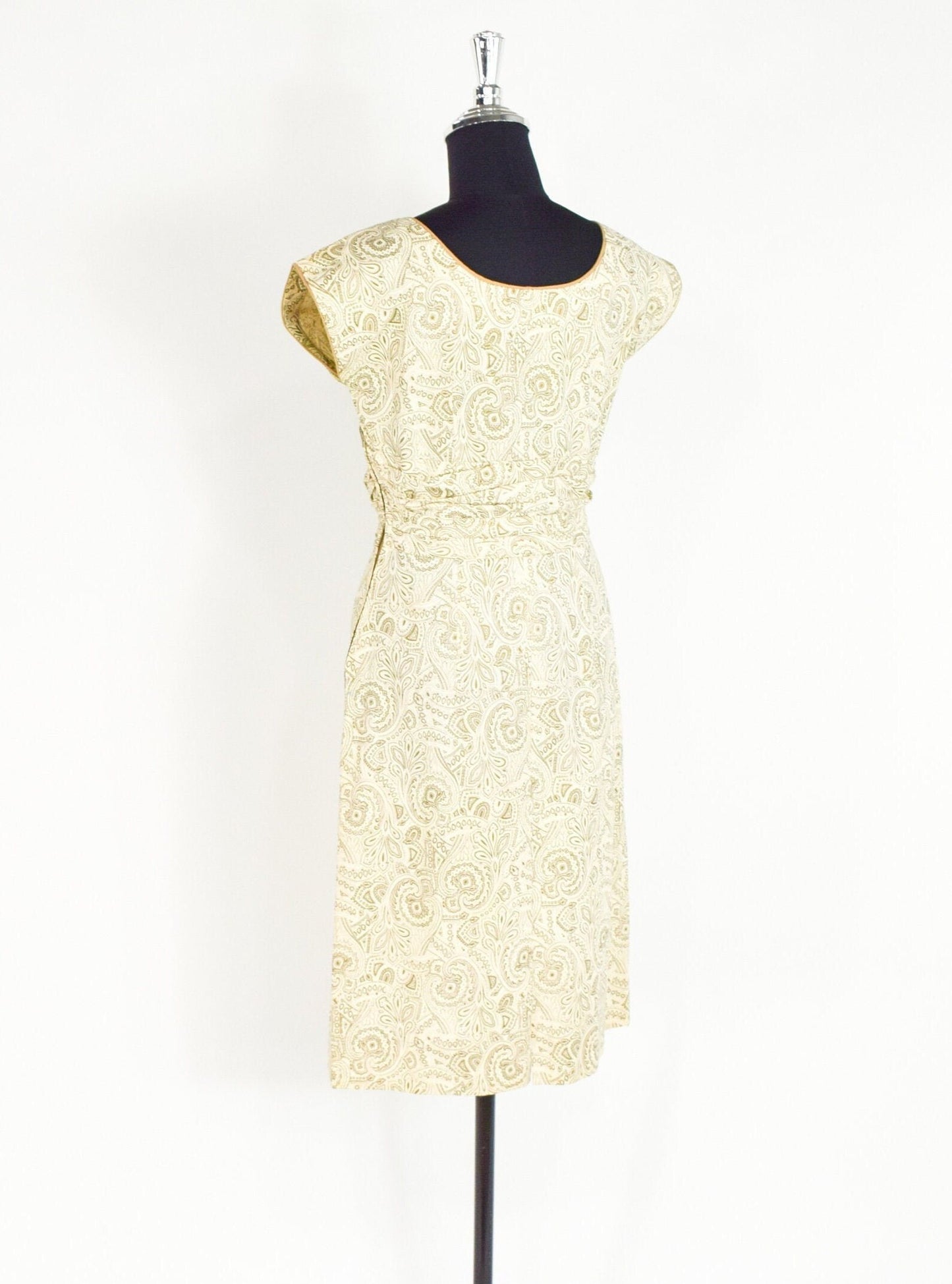 1950s Gold & Creme Paisley Print Cotton Sheath Dress, Medium