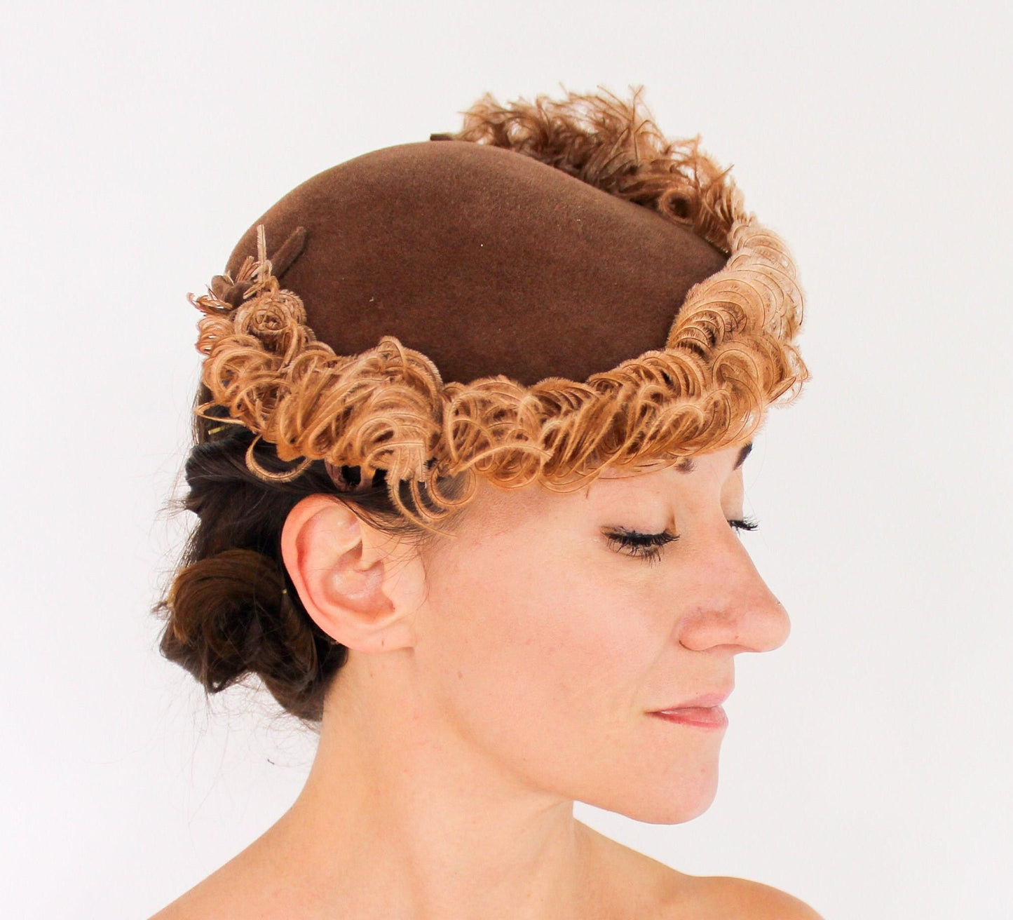1950s Brown Wool Velour Saucer Hat | Vintage Feather Trim