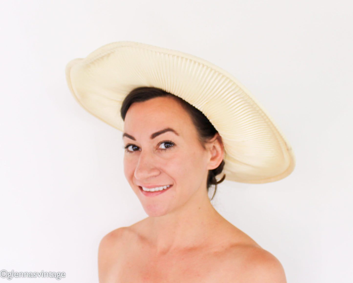 1980s Creme White  Satin Platter Hat with Bow