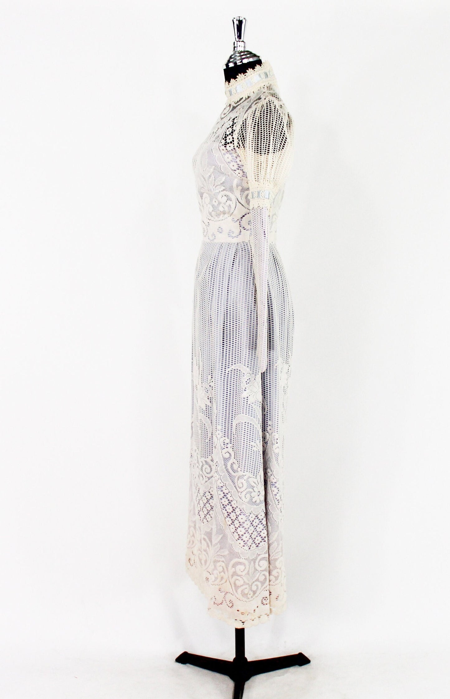 1970s White Lace Maxi Dress, Bohemian Wedding, Extra Small