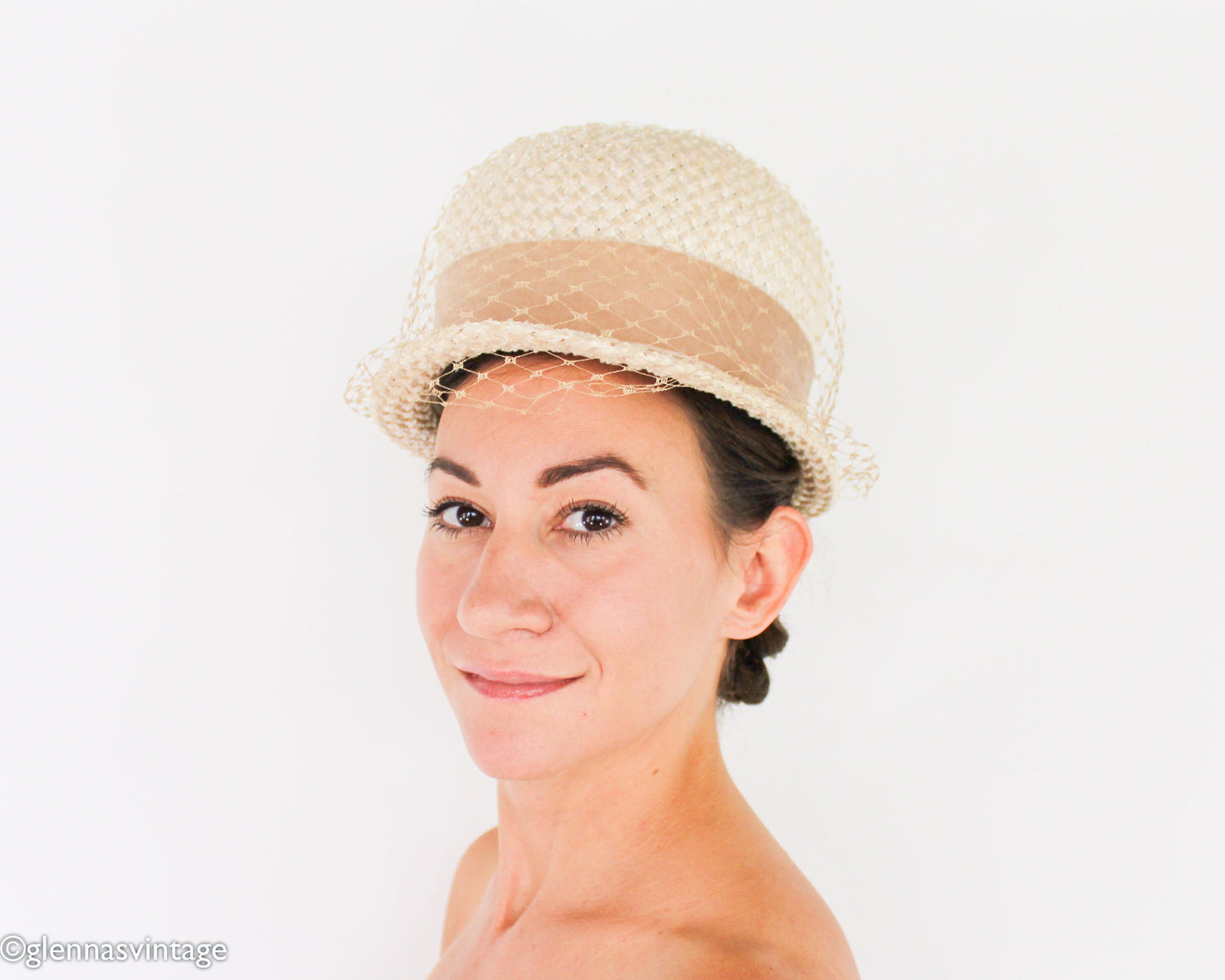 1960s Beige Raffia Woven Hat