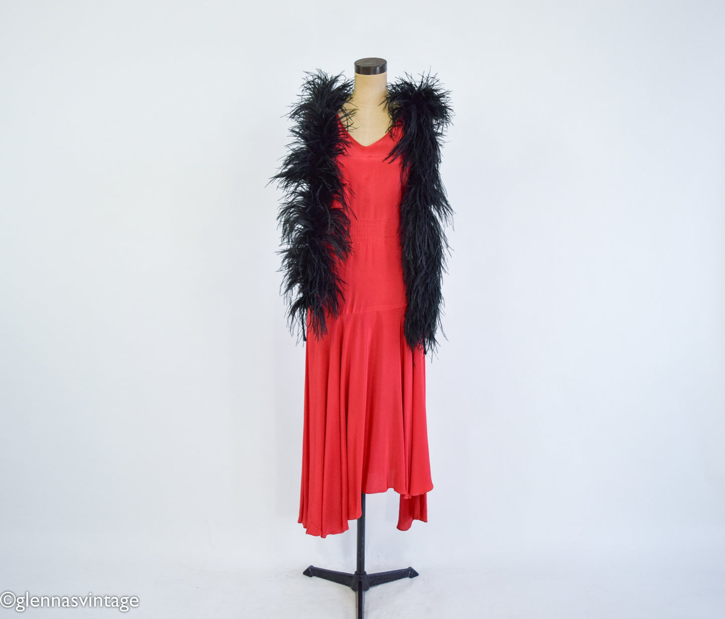 1900s Black Ostrich Feather Boa Stole | Edwardian Era Ostrich Scarf