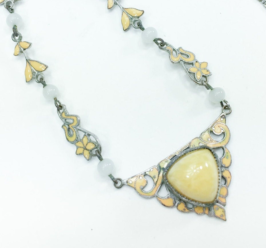 1930s Art Nouveau Yellow Glass Enamel Necklace