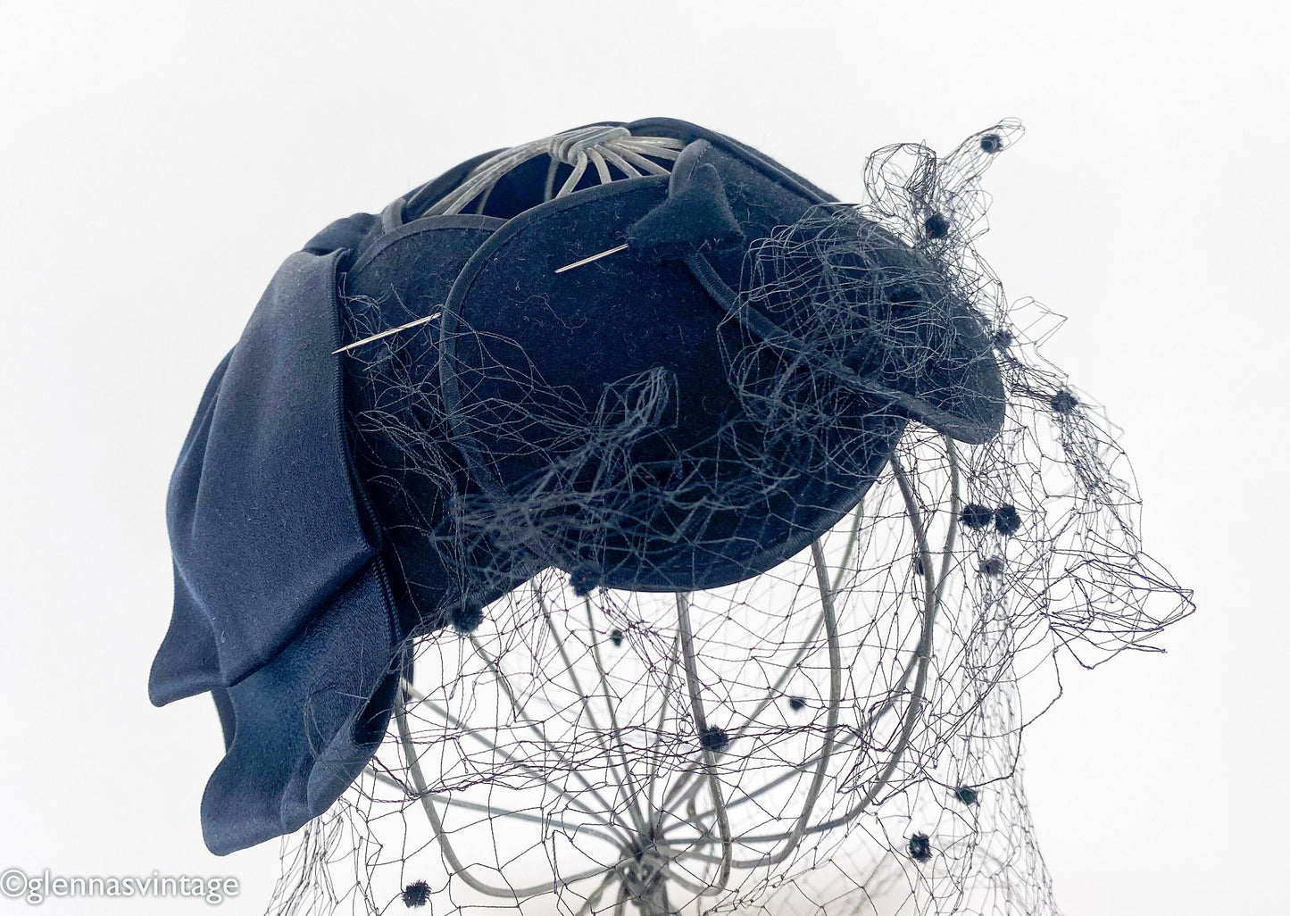1940s Black Velvet Fascinator with Satin Bow & Netting, Old Hollywood Hat