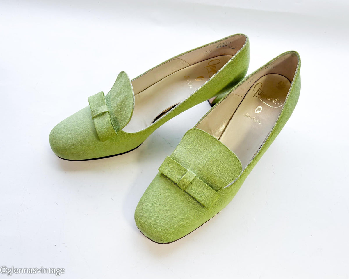 1960s Mod  Lime Green Linen Low Heel Shoes, Size 8B