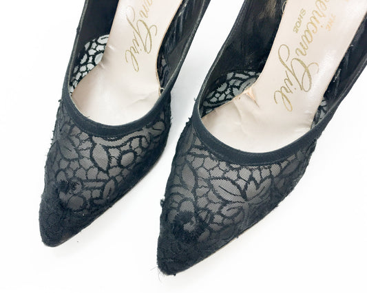 1960s Black Lace Heels Pointed Toe Shoe, US 9, 39