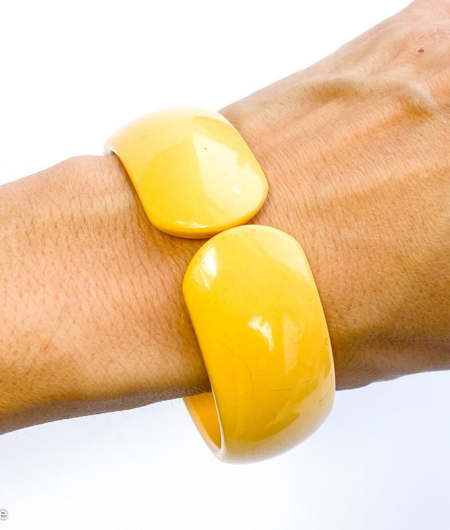 1930s Butterscotch Bakelite Clamper | Yellow Hinge Bracelet