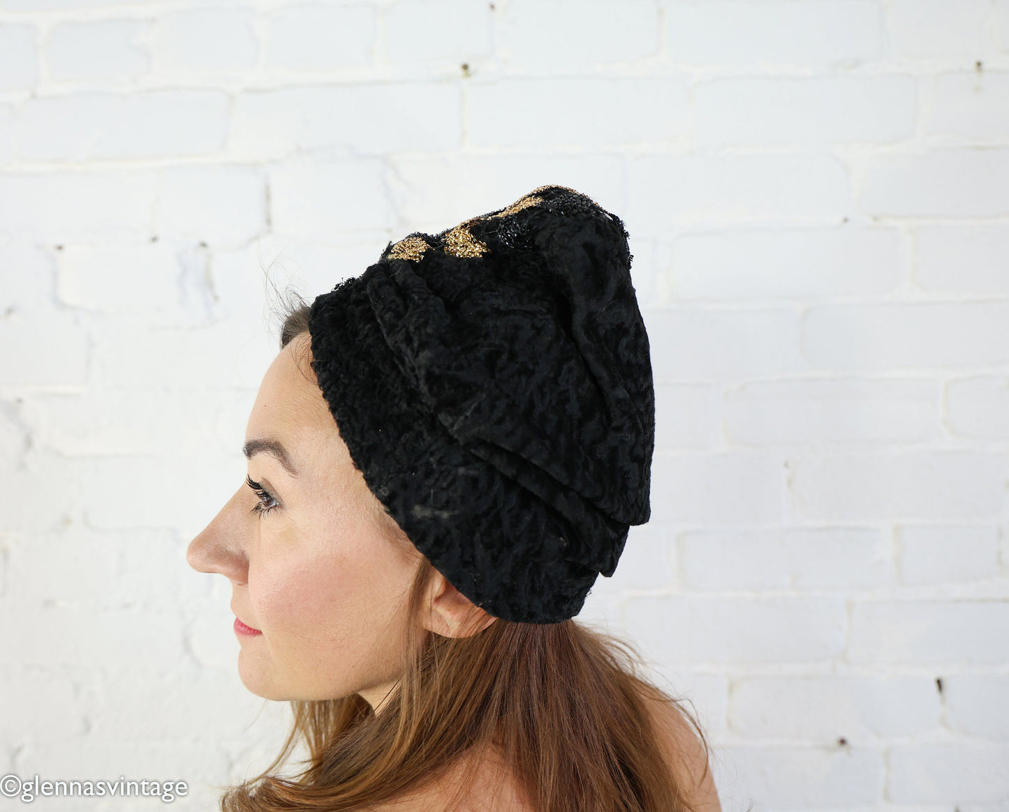 1940s Black & Gold Turban Hat