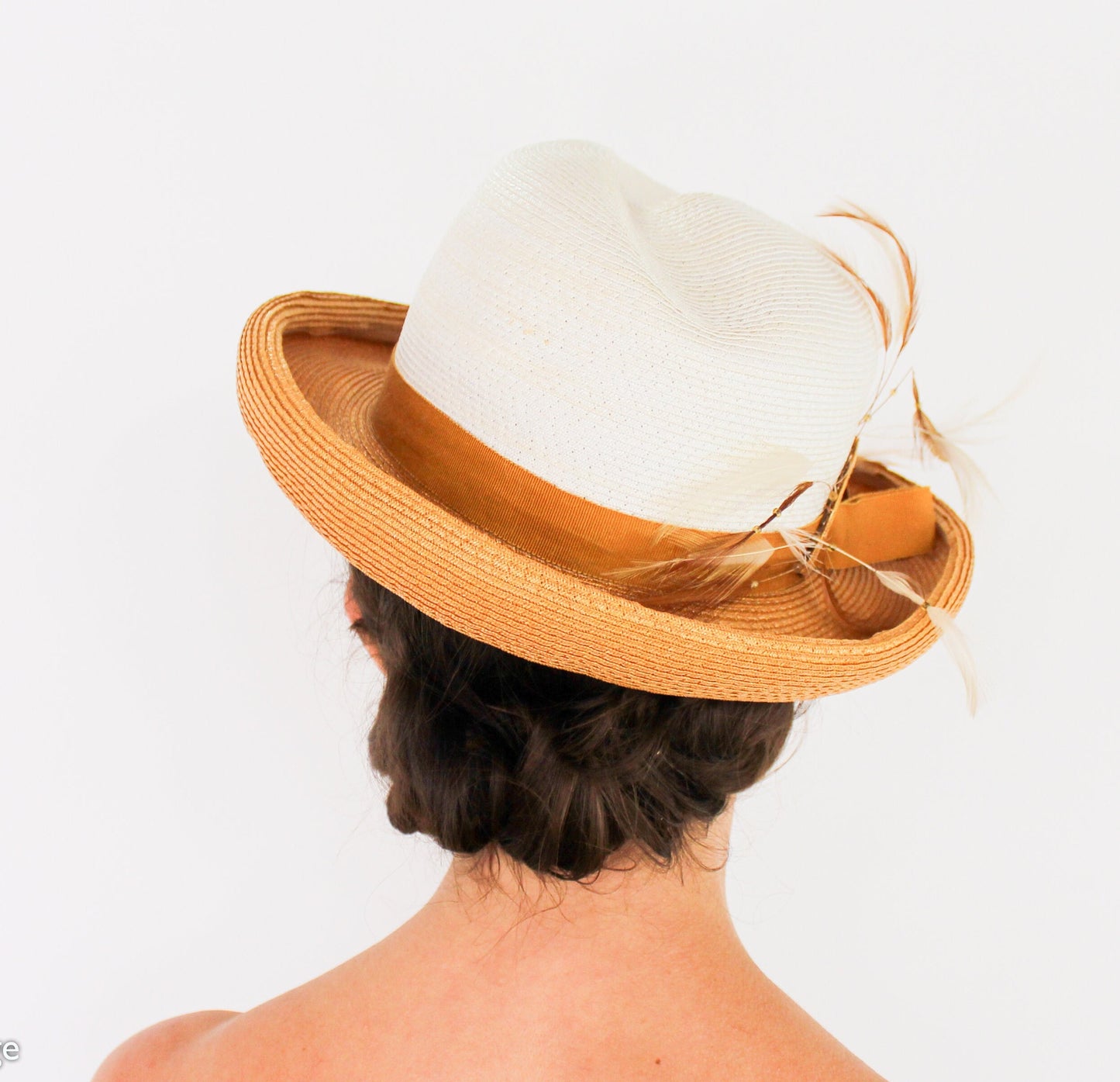 1970s Creme & Tan Woven Hat | Raffia Hat
