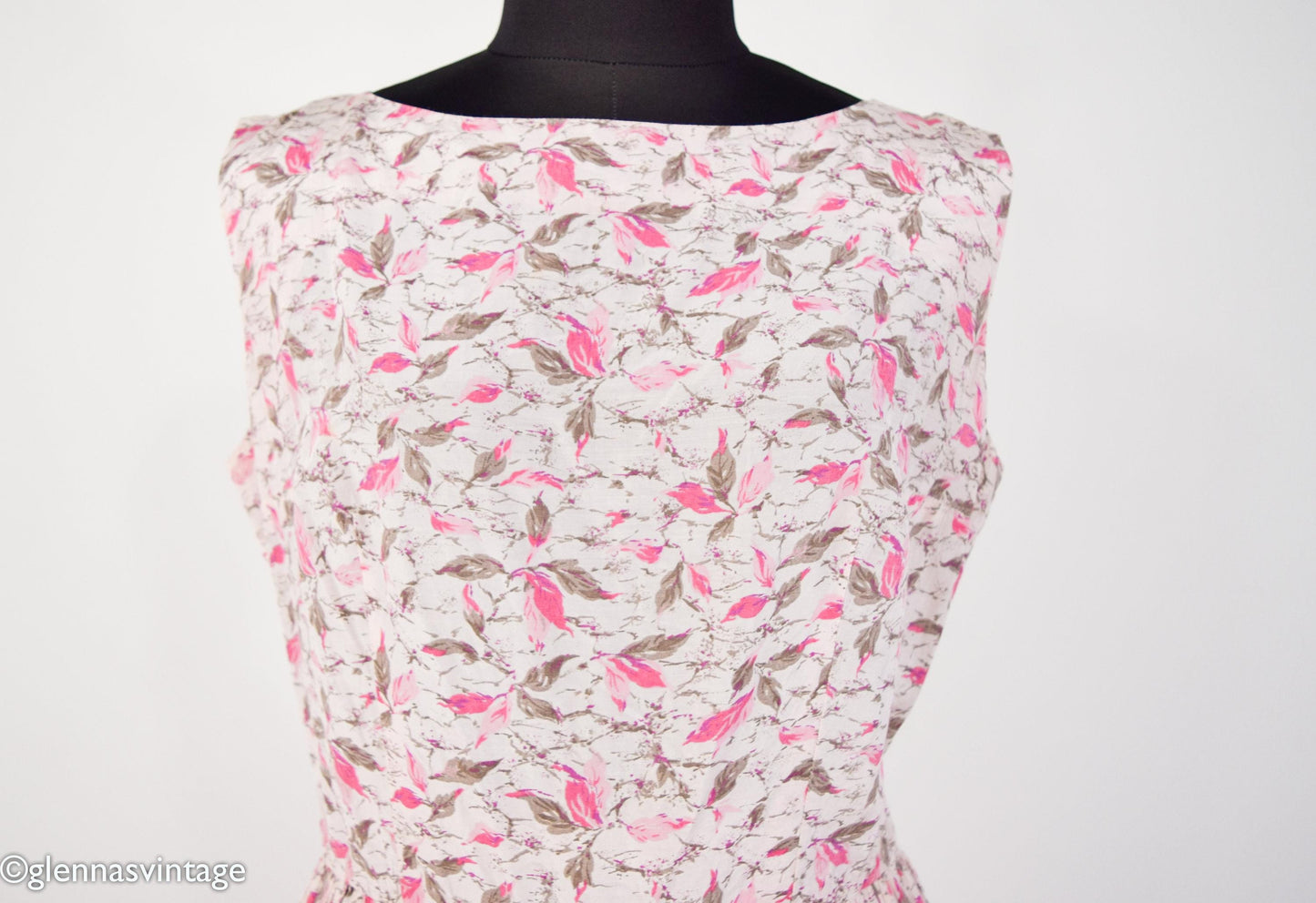 1950s Pink Floral Print Rayon Day Dress, Medium